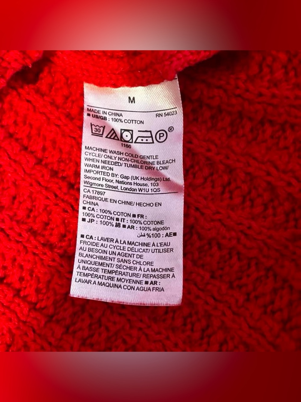 GAP Red Sweater - Picture 4 of 5